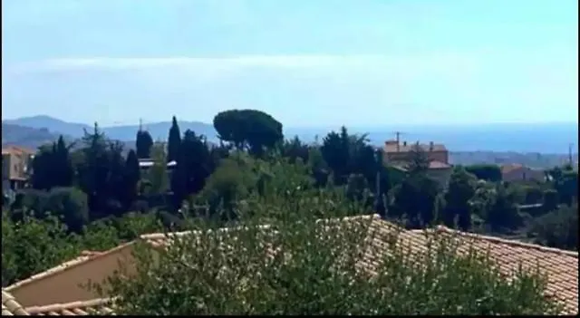 Aparthotel Domaine Lou Bel Azur - Charmant Saint-Laurent-du-Var France